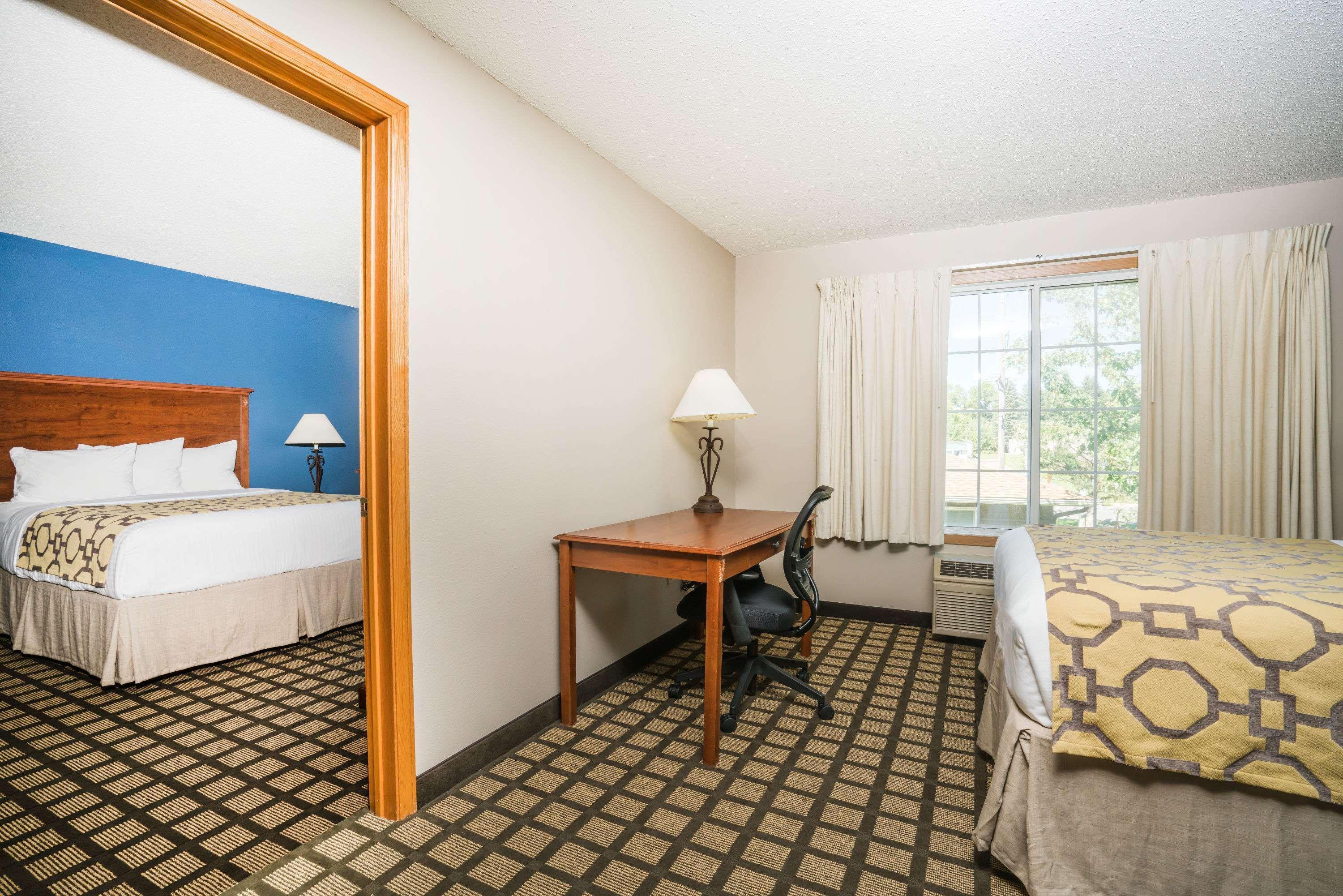 Baymont By Wyndham Albany Hotel Exterior photo